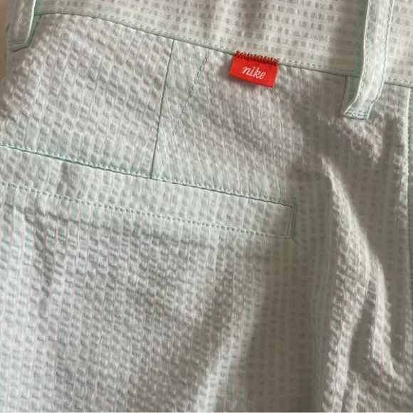 New Men's 35 X 30 Nike Seersucker Chino Golf Standard Fit Pants UPF 40+ NWT - Picture 11 of 11